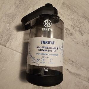 Takeya 64oz water bottle